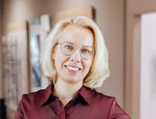 Stephanie Bertram — Inhaberin von Optik a.Toll.